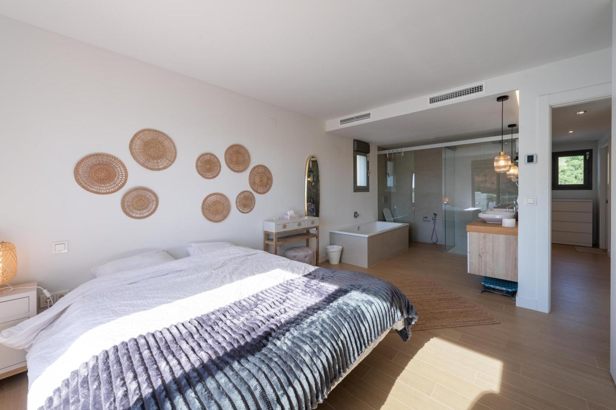 Tranquil Oasis Luxury