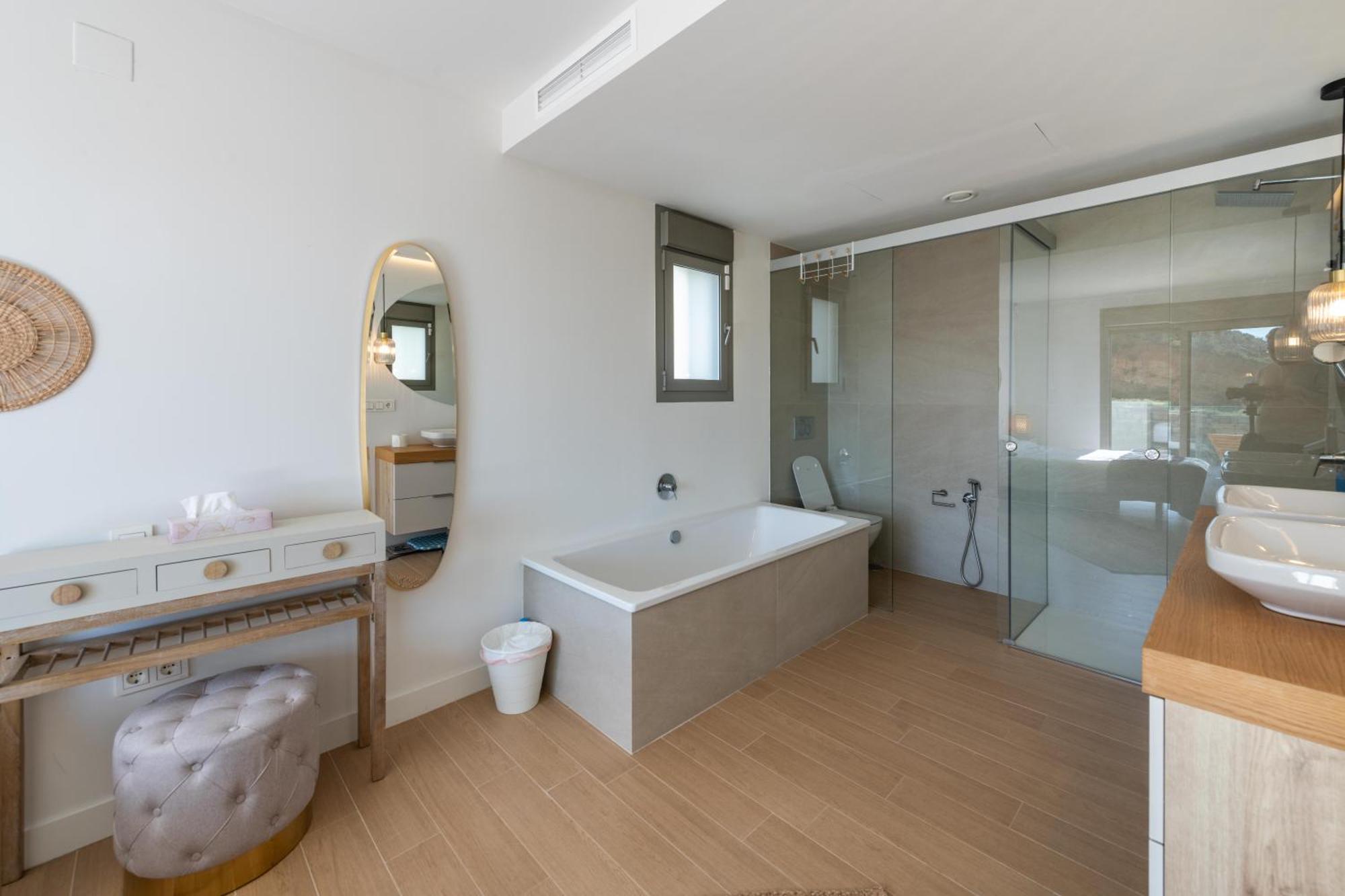 Tranquil Oasis Luxury Malaga